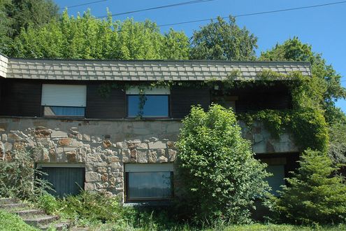 Einfamilienhaus mit Einliegerwohnung in Holzelfingen